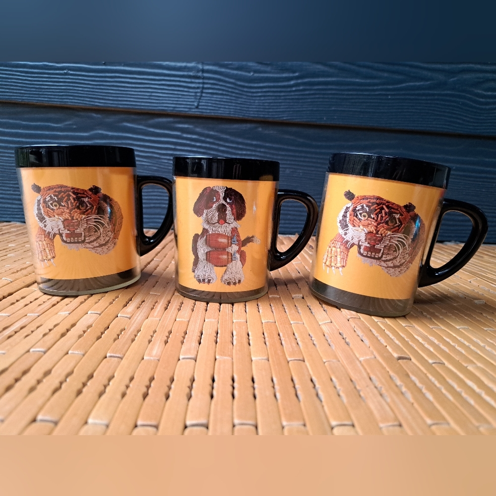 Lot of 3 Vintage Thermo Serv Insulated Plastic Coffee Mugs